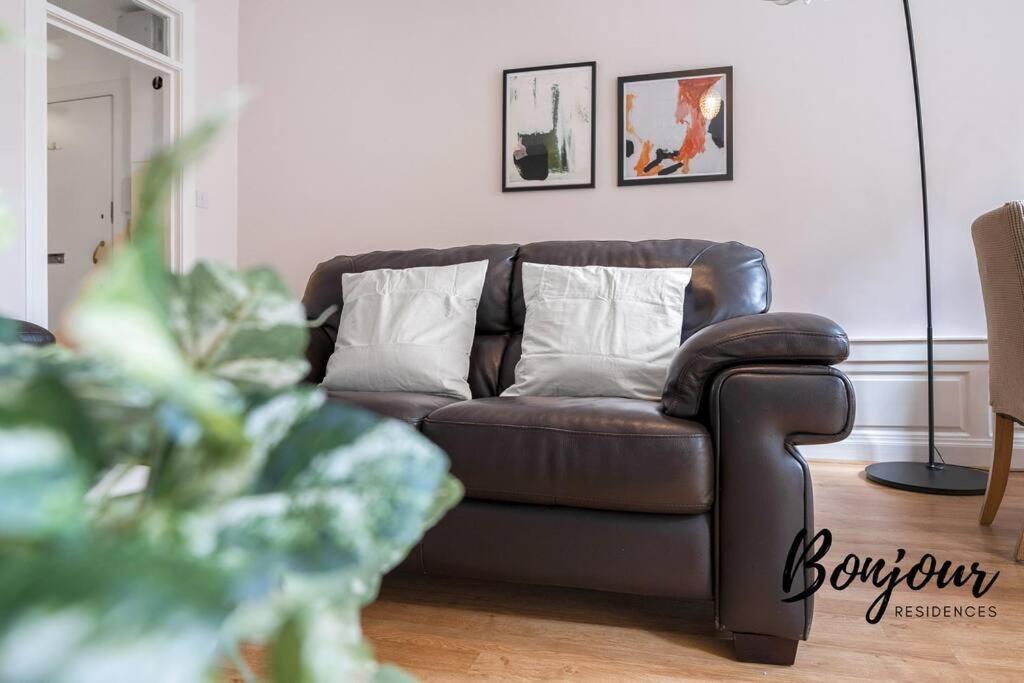 Monge Suite Old Town 2Br-1Ba, Near Royal Mile By Bonjour Residences Edinburgh Exterior foto