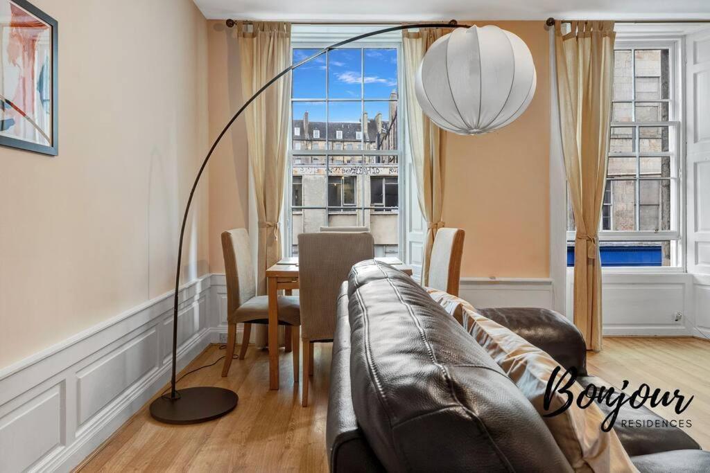 Monge Suite Old Town 2Br-1Ba, Near Royal Mile By Bonjour Residences Edinburgh Exterior foto